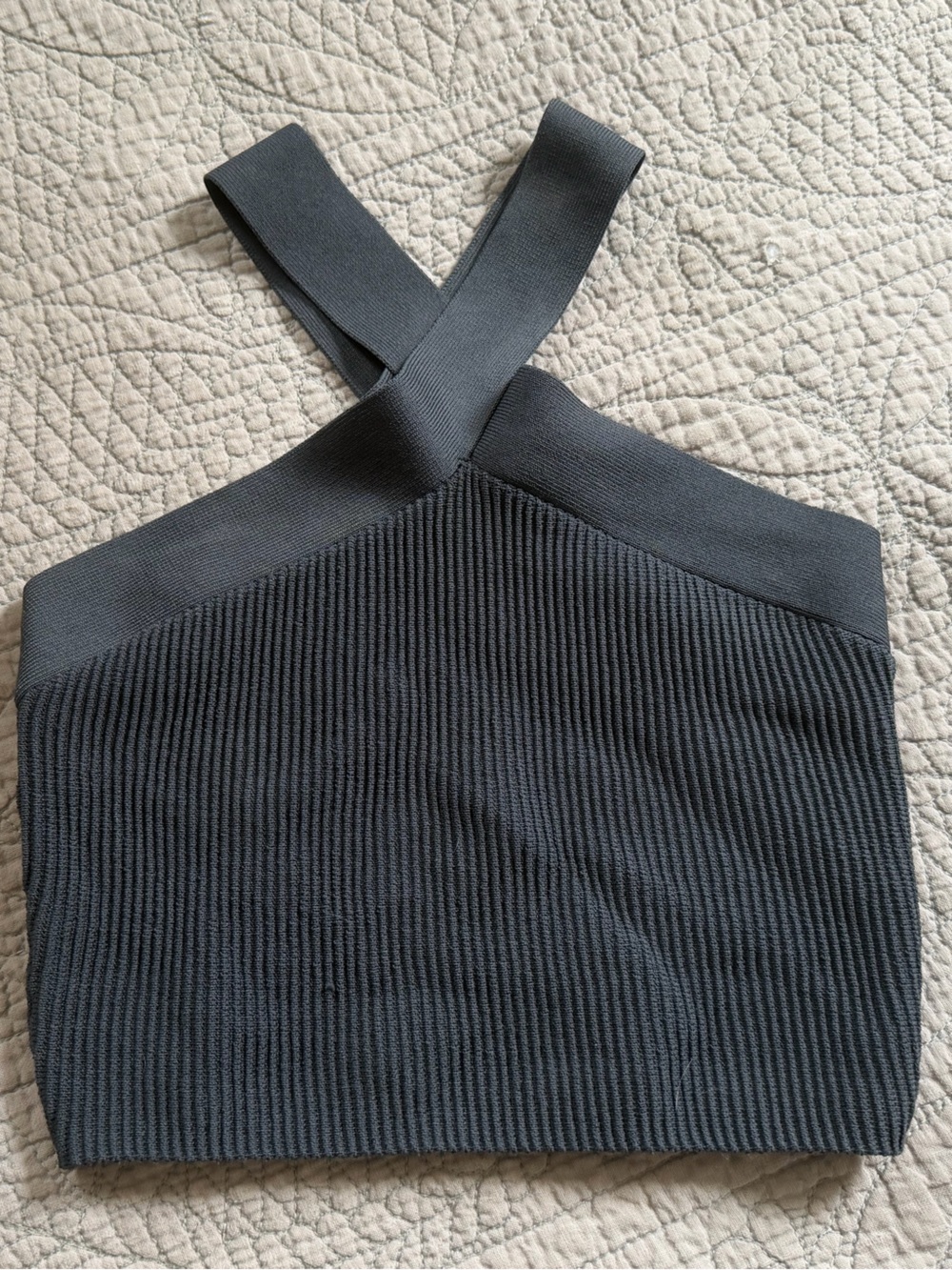 Quince cross neck tank, NWOT